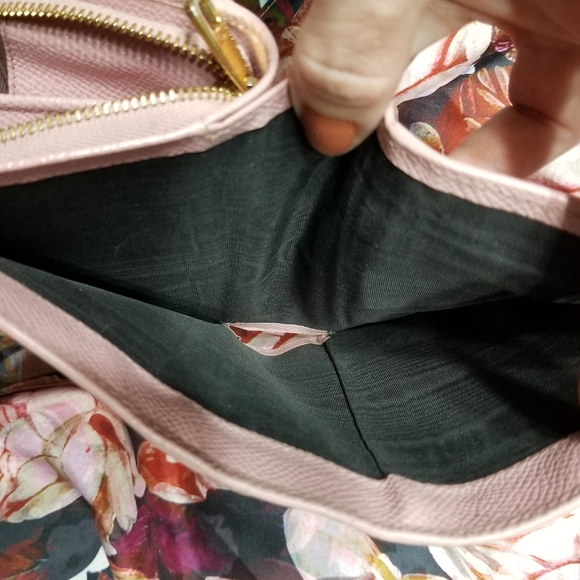 DOLCE & GABBANA Pink Zip Around Short Wallet - Picture 3 of 12